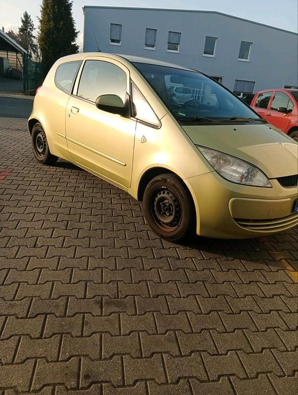 Gebraucht Mitsubishi Colt 95 PS (69 kW) 2006 Gelb Kleinwagen