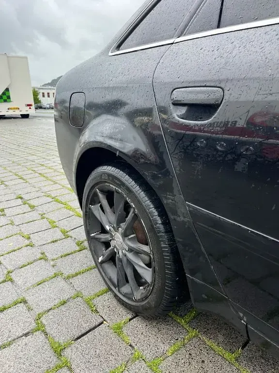Gebraucht Audi A6 170 PS (125 kW) 2001 Schwarz Limousine