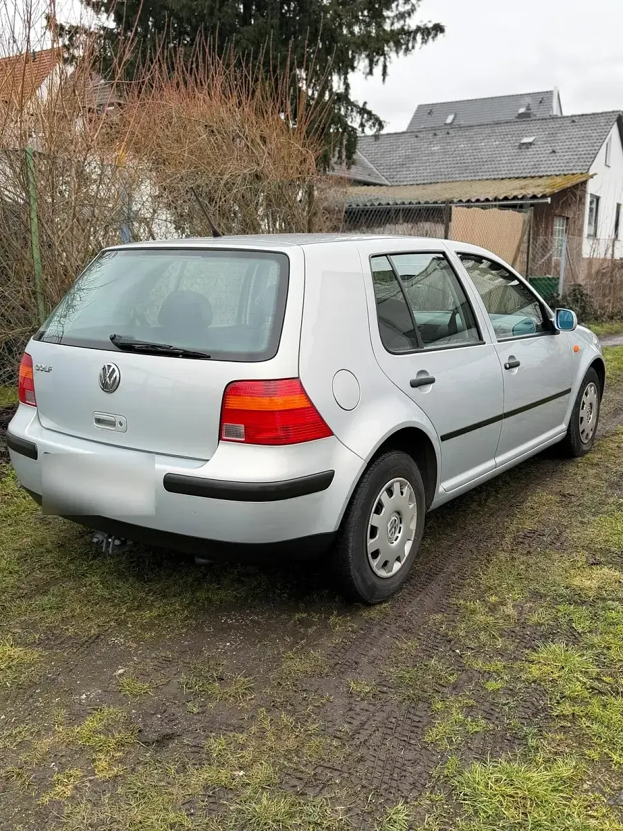 Gebraucht VW Golf IV 1998 Silber Kleinwagen