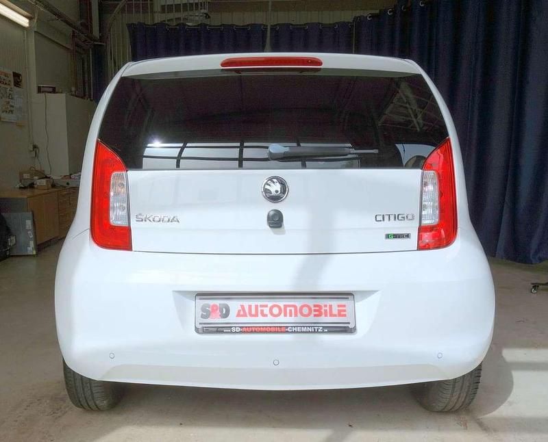 Gebraucht Skoda Citigo Ambition 68 PS (50 kW) 2015 Candyweiss Kleinwagen