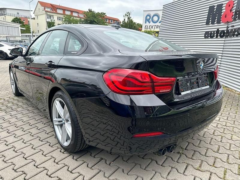 Gebraucht BMW 420 Sport Line 190 PS (139 kW) 2019 Schwarz ii/bonnet fluid black Coupé