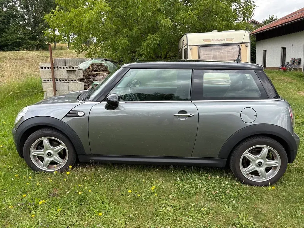 Gebraucht Mini Cooper 122 PS (89 kW) 2010 Grau Kleinwagen
