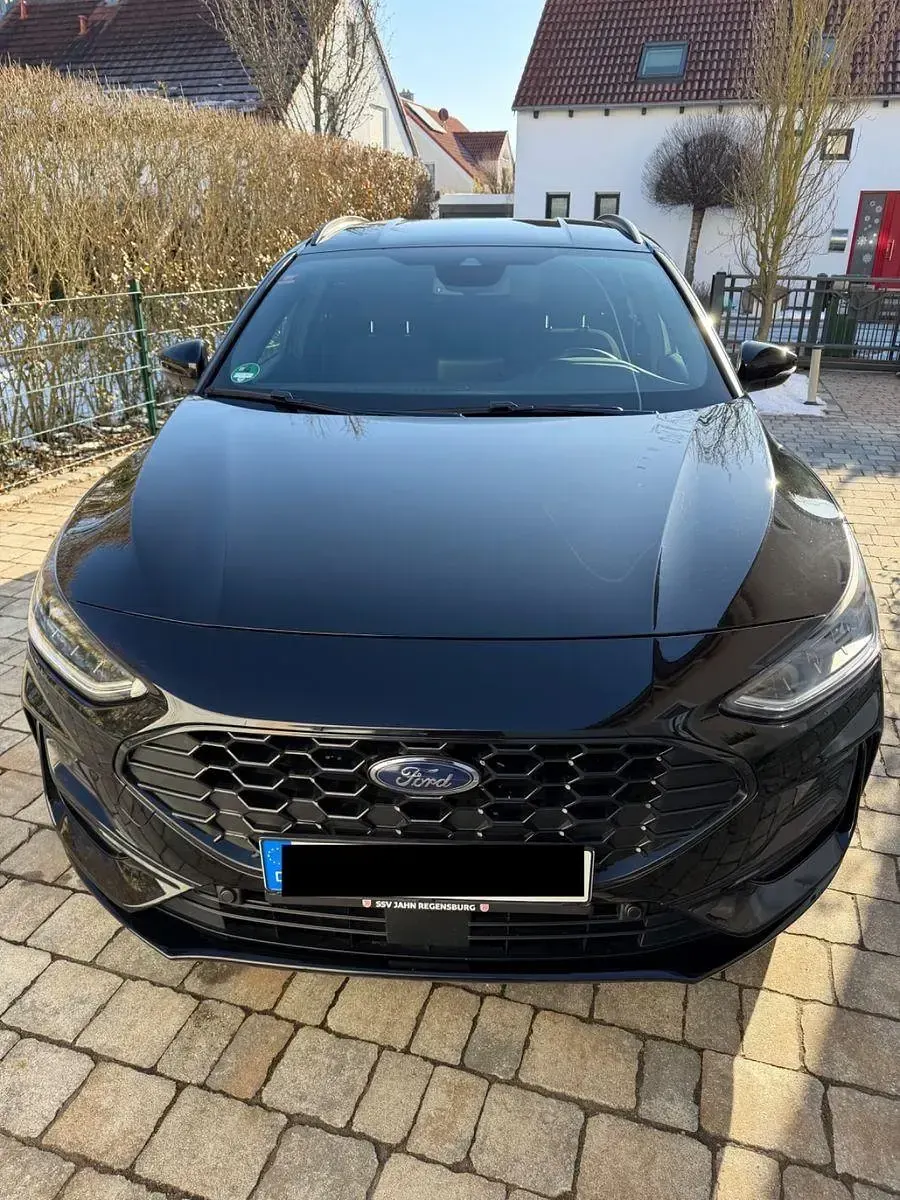 Usata Ford Focus ST-Line 125 CV (91 kW) 2022 Nero Station wagon