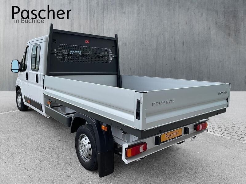 Gebraucht Peugeot Boxer S 140 PS (102 kW) 2022 Weiß Van
