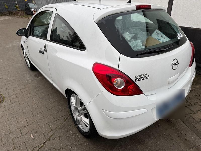 Gebraucht Opel Corsa Selection 80 PS (58 kW) 2009 Weiß Kleinwagen