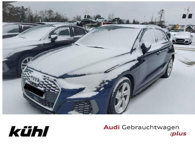 Gebraucht Audi A3 S-Line 116 PS (85 kW) 2022 Navarrablau metallic Limousine