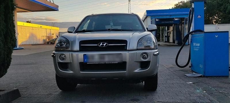 Gebraucht Hyundai Tucson 141 PS (103 kW) 2006 Grau SUV