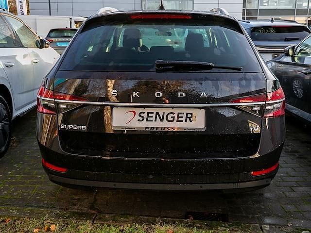 Gebraucht Skoda Superb 218 PS (160 kW) 2021 Schwarz Kombi