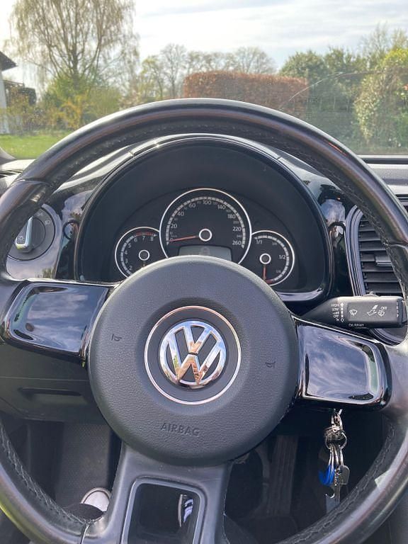 Gebraucht VW Beetle Allstar 105 PS (77 kW) 2016 Schwarz Kleinwagen