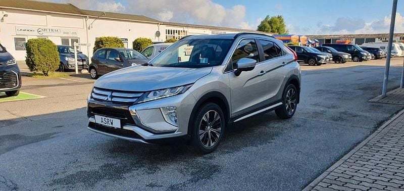 Silber Gebraucht 2020 Mitsubishi Eclipse Cross Top SUV | 19.650 € (Fairer Preis) - Bild 1/4