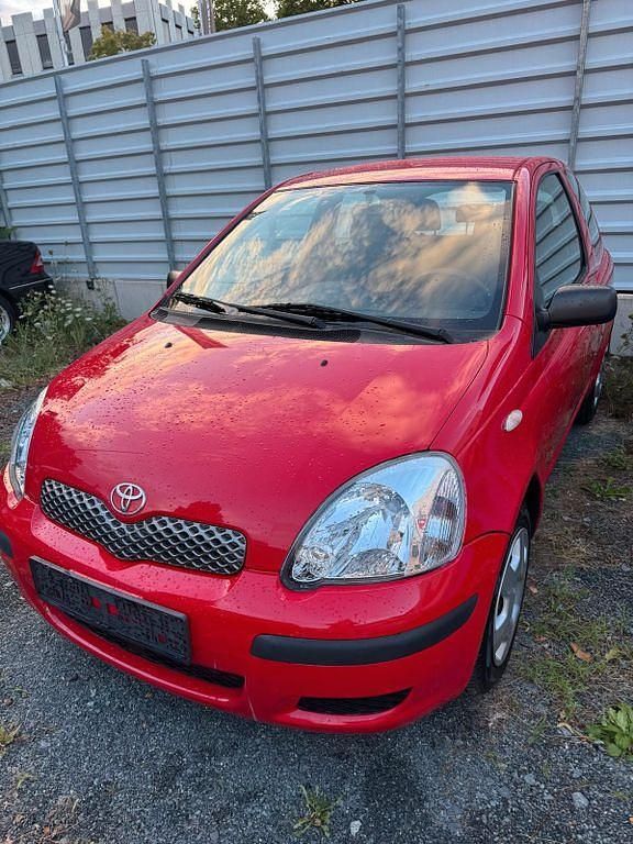 Gebraucht Toyota Yaris 65 PS (47 kW) 2003 Rot Kleinwagen