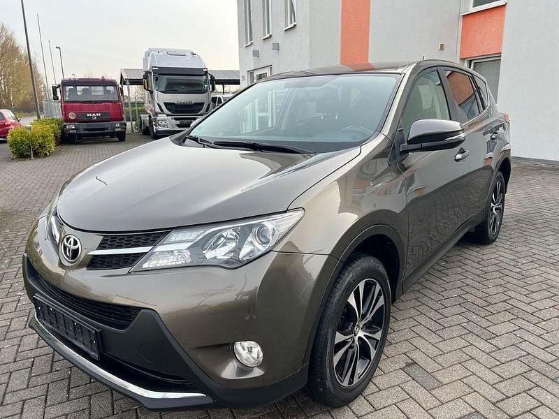 Gebraucht Toyota RAV4 Edition 150 PS (110 kW) 2015 SUV