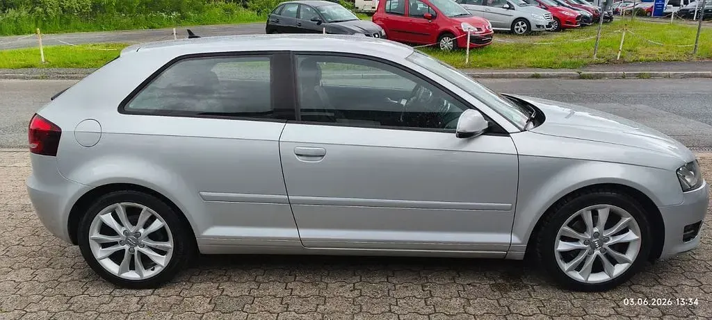 Gebraucht Audi A3 Ambiente 125 PS (91 kW) 2012 Grau Kleinwagen