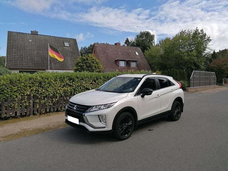 Permuttweiss (p) Gebraucht 2021 Mitsubishi Eclipse Cross SUV | 19.890 € (Superpreis) - Bild 1/4