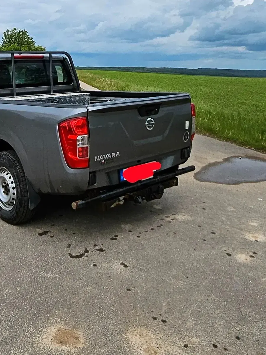 Gebraucht Nissan Navara 163 PS (119 kW) 2017 Grau Pickup