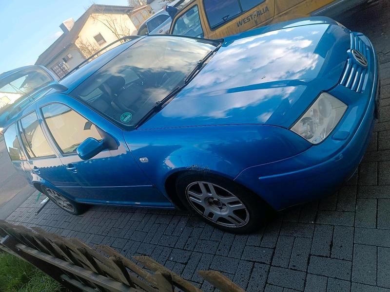 Second-hand VW Bora 150 CP (110 kW) 2003 Albastru Break