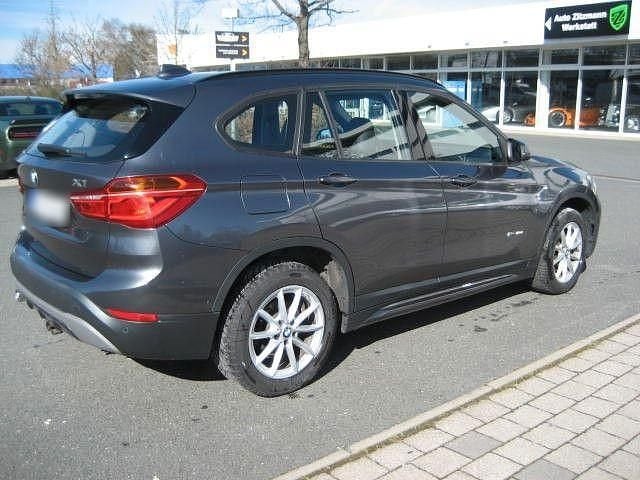 Gebraucht BMW X1 Advantage 150 PS (110 kW) 2016 Grau SUV