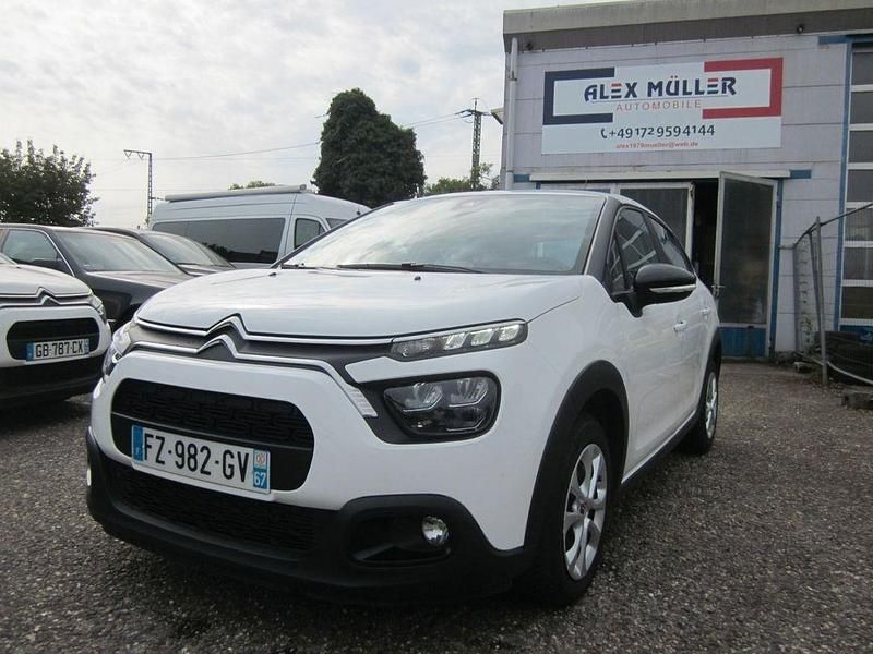 Weiß Gebraucht 2021 Citroën C3 Feel Kleinwagen | 8.400 € (Guter Preis) - Bild 1/4