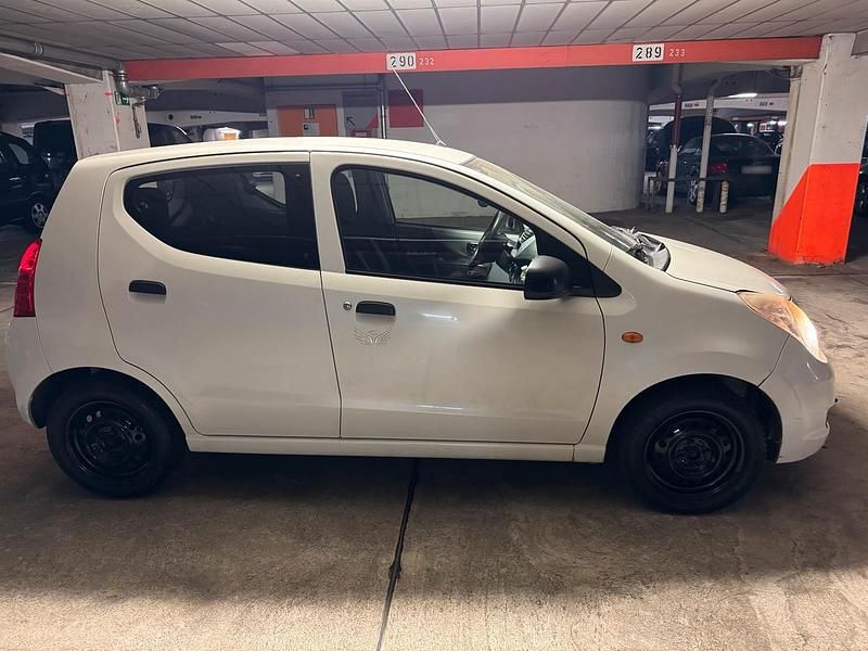 Gebraucht Suzuki Alto 68 PS (50 kW) 2009 Weiß Kleinwagen