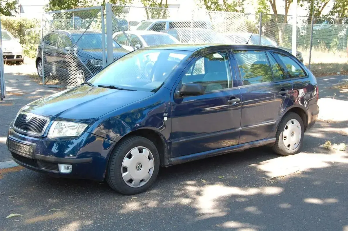 Gebraucht Skoda Fabia Comfort 75 PS (55 kW) 2001 Blau Kombi