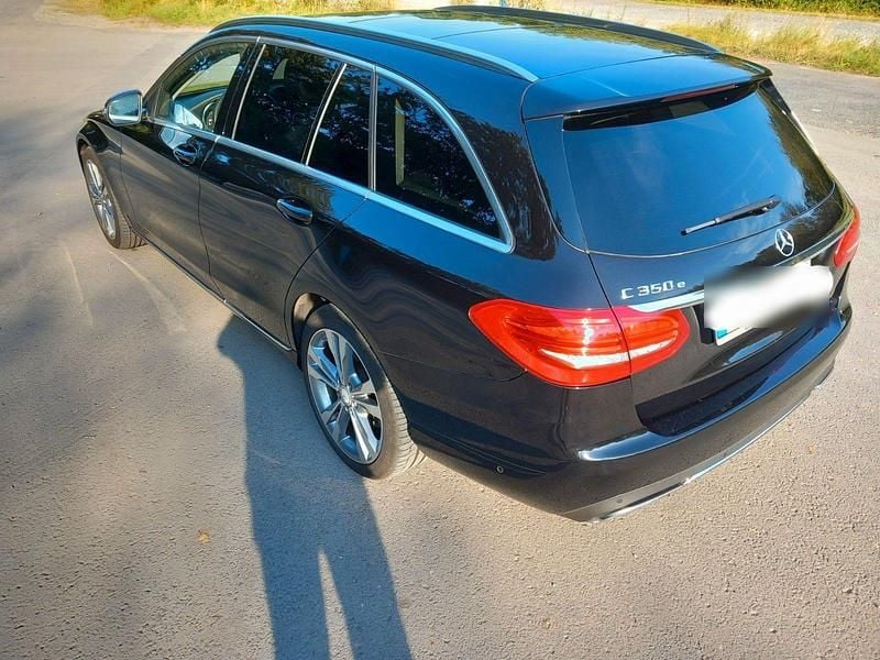 Gebraucht Mercedes C350e Avantgarde 279 PS (205 kW) 2016 Schwarz Kombi