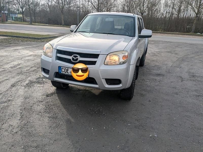 Gebraucht Mazda BT-50 143 PS (105 kW) 2009 Silber Abholung