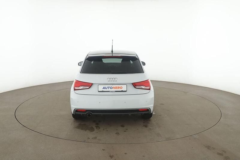 Gebraucht Audi A1 Sportback Admired 95 PS (69 kW) 2016 Weiß Kleinwagen