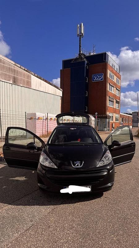 Gebraucht Peugeot 207 73 PS (53 kW) 2007 Schwarz Kleinwagen