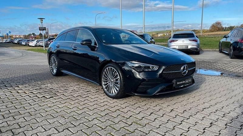 Gebraucht Mercedes CLA220 AMG 190 PS (139 kW) 2025 Schwarz Limousine