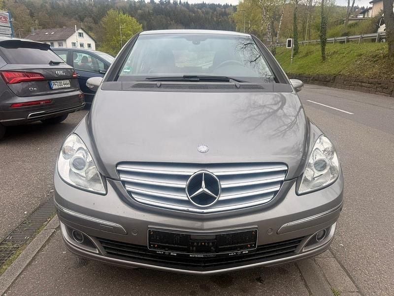 Usata Mercedes B150 95 CV (69 kW) 2006 Grigio Monovolume