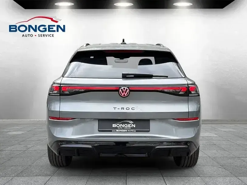 Neu VW T-Roc R-line 150 PS (110 kW) 2026 Grau SUV