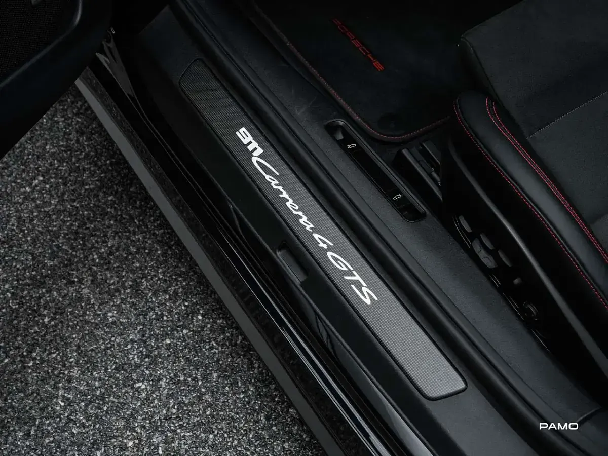 Gebraucht Porsche 992 480 PS (353 kW) 2024 Schwarz Cabrio