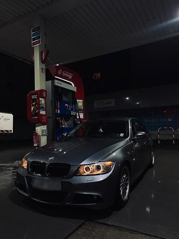 Gebraucht BMW 335 286 PS (210 kW) 2010 Grau Limousine