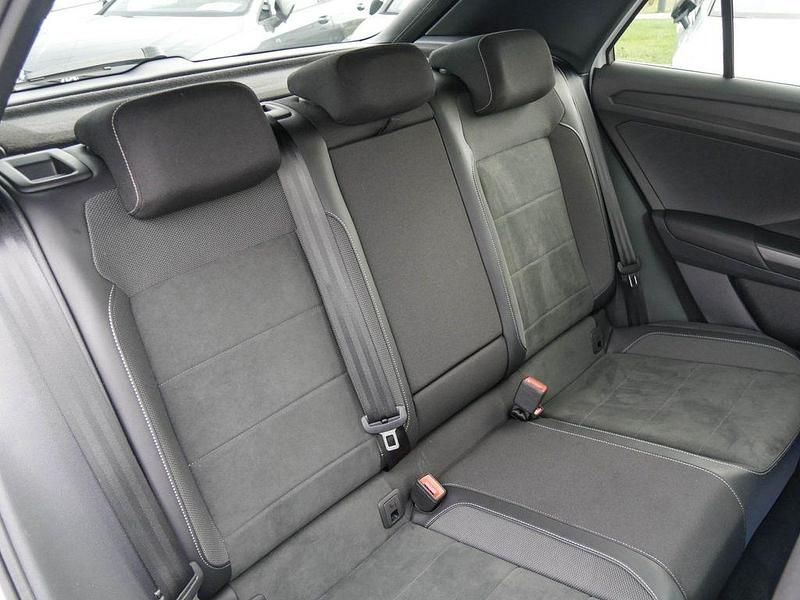 Gebraucht VW T-Roc R-line 150 PS (110 kW) 2025 Weiß SUV
