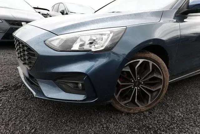 Gebraucht Ford Focus ST-Line X 150 PS (110 kW) 2021 Chroma blau metallic chroma blau metallic Kombi