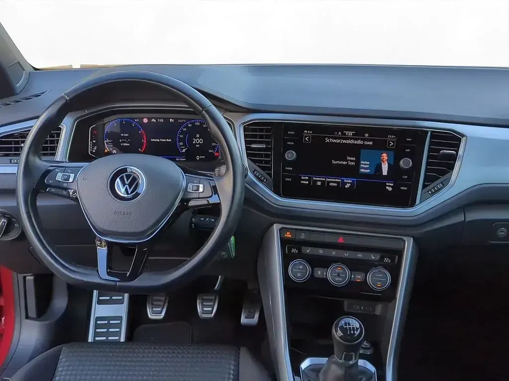 Gebraucht VW T-Roc Cabriolet Active 150 PS (110 kW) 2021 Rot Cabrio