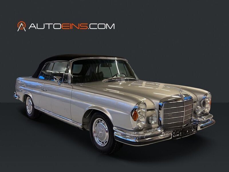 Silber Gebraucht 1970 Mercedes 280 SE Cabrio | 379.888 € - Bild 1/4