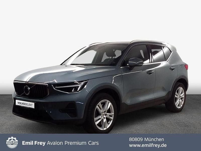 Grau Gebraucht 2022 Volvo XC40 Core SUV | 28.890 € (Guter Preis) - Bild 1/4
