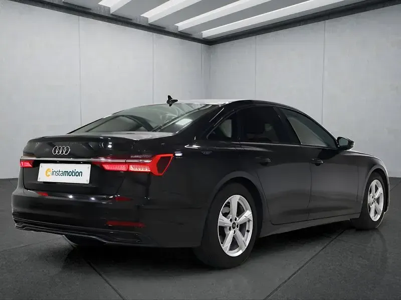 Gebraucht Audi A6 163 PS (119 kW) 2024 Schwarz Limousine