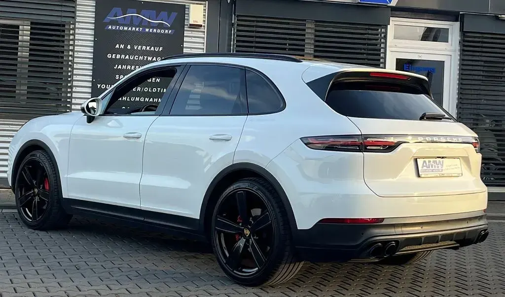 Second-hand Porsche Cayenne 340 CP (250 kW) 2018 Alb SUV
