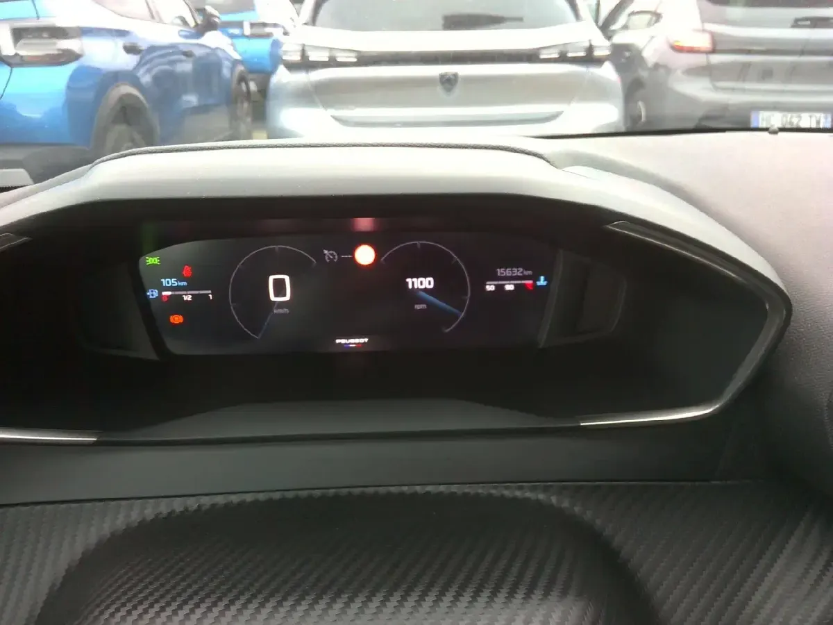 Gebraucht Peugeot 208 Allure 101 PS (74 kW) 2025 Schwarz (noir perla nera) Kleinwagen