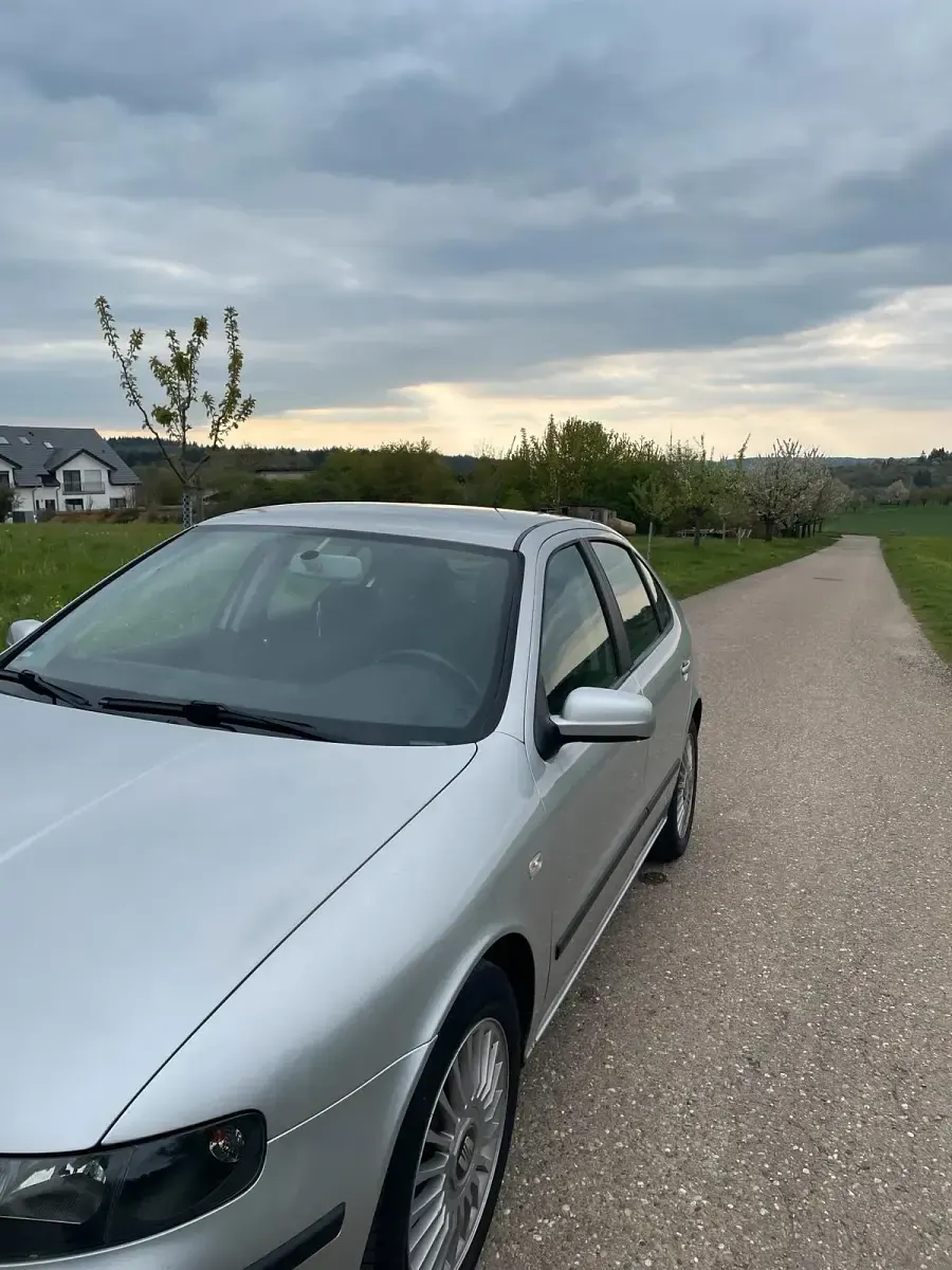 Occasion Seat Leon 179 ch (131 kW) 2002 Argent Citadine