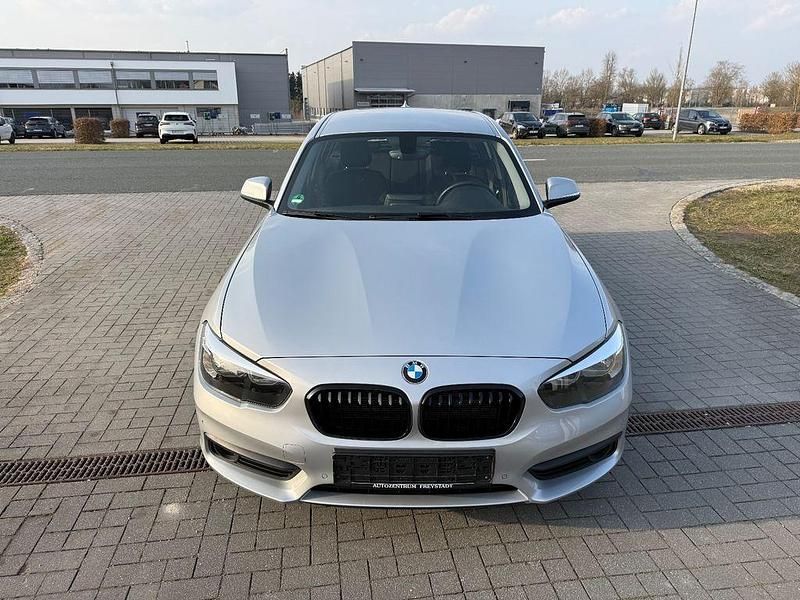 Gebraucht BMW 116 Advantage 116 PS (85 kW) 2019 Silber Kleinwagen