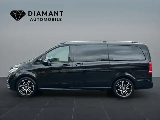 Gebraucht Mercedes V300 AMG 237 PS (174 kW) 2022 Schwarz Van / Kleinbus