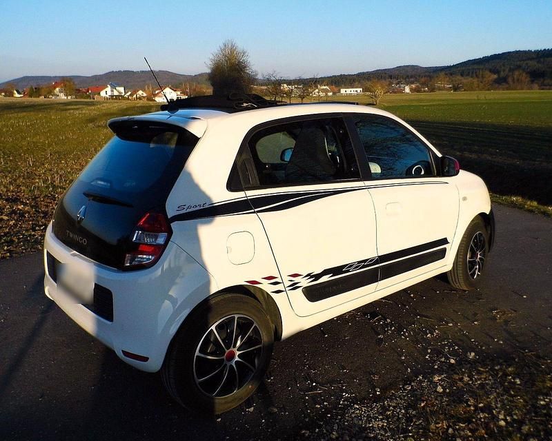 Gebraucht Renault Twingo 90 PS (66 kW) 2015 Weiß Kleinwagen