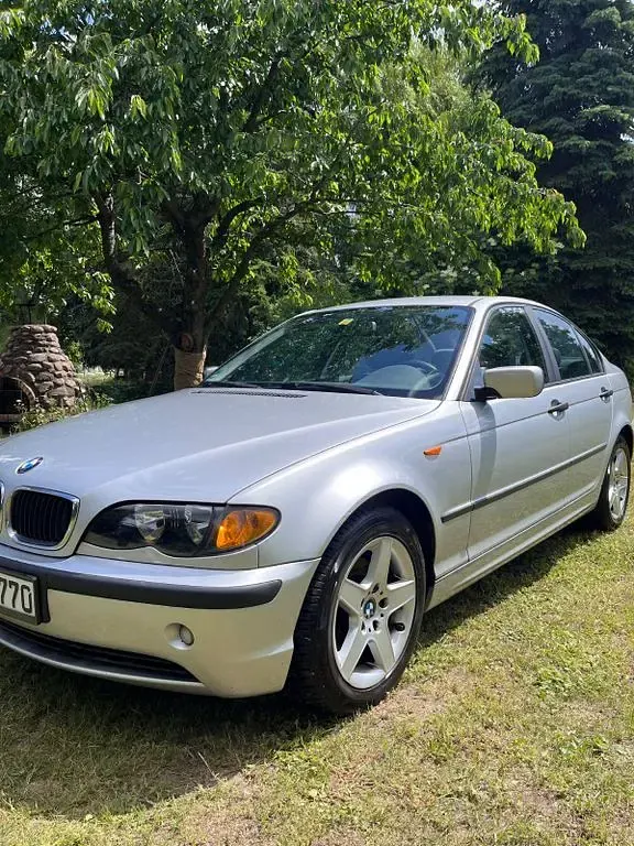 Gebraucht BMW 318 143 PS (105 kW) 2003 Silber Limousine