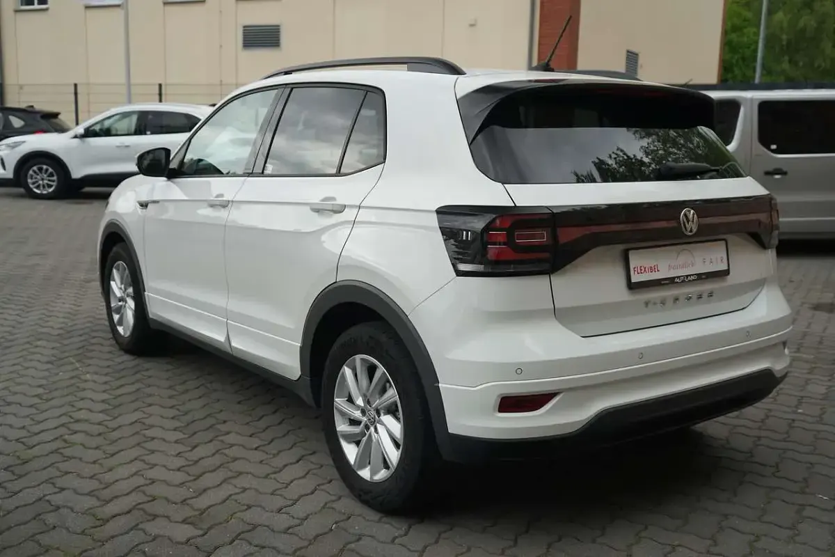 Gebraucht VW T-Cross R-line 116 PS (85 kW) 2020 Pure white SUV