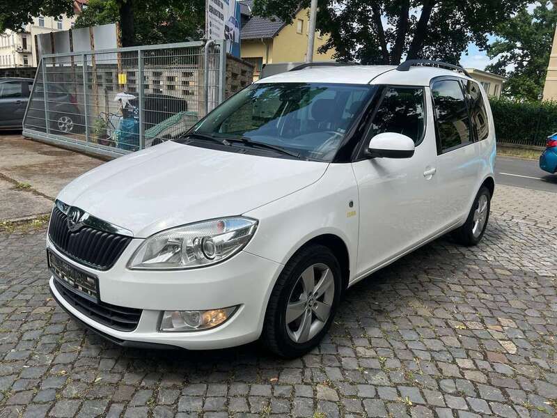 Weiß Gebraucht 2014 Skoda Roomster Active Kombi | 4.299 € (Fairer Preis) - Bild 1/4
