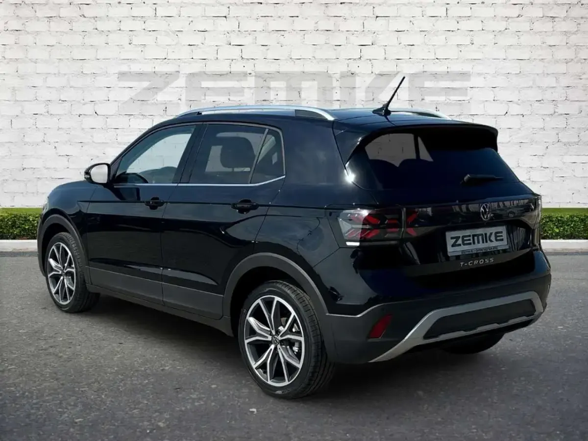 Gebraucht VW T-Cross Style 116 PS (85 kW) 2025 Deep black perleffekt SUV