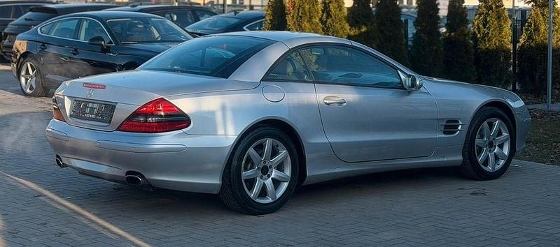 Gebraucht Mercedes SL500 306 PS (225 kW) 2002 Brillantsilber Cabrio